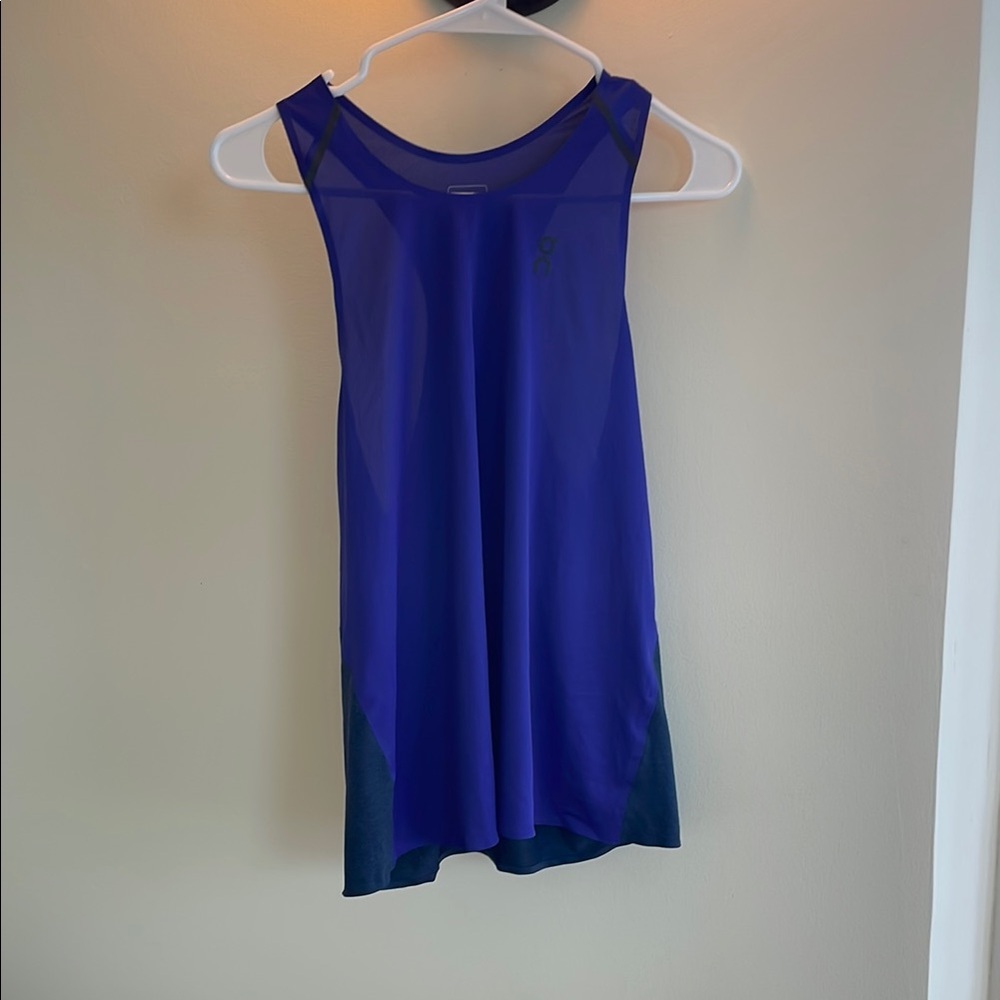 On Running Women’s Medium Singlet